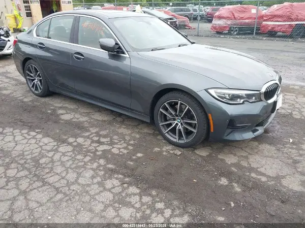 3MW5R7J07M8B65104 2021 BMW 3ER - Image 1