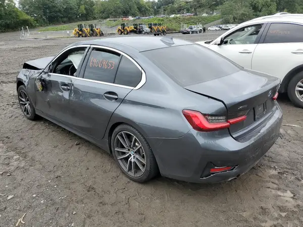 3MW5R7J07M8B81772 2021 BMW 3ER - Image 2