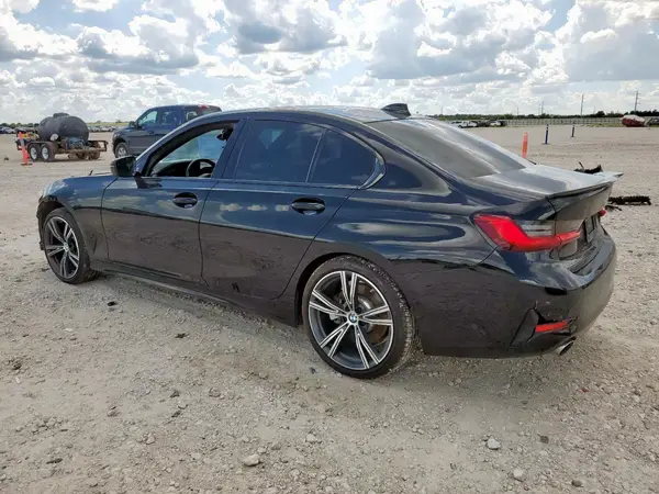 3MW5R7J07M8B94151 2021 BMW 3ER - Image 2