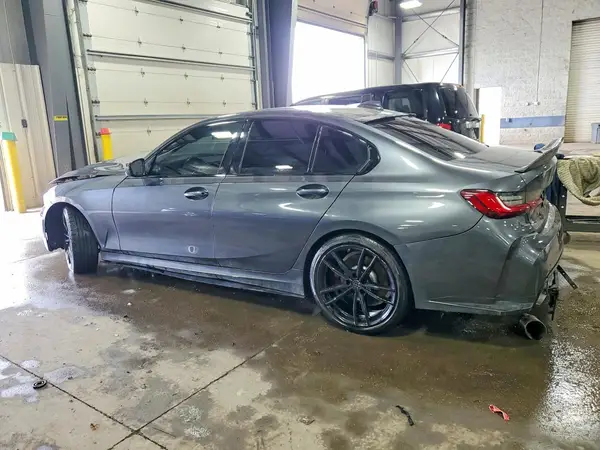 3MW5R7J07N8C38862 2022 BMW 3ER - Image 2