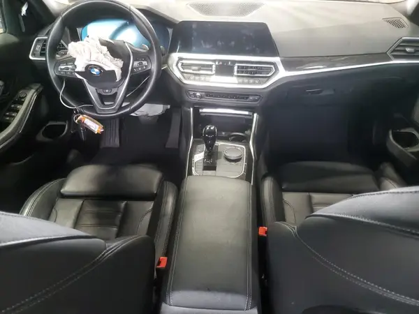 3MW5R7J07N8C52051 2022 BMW 3ER - Image 6