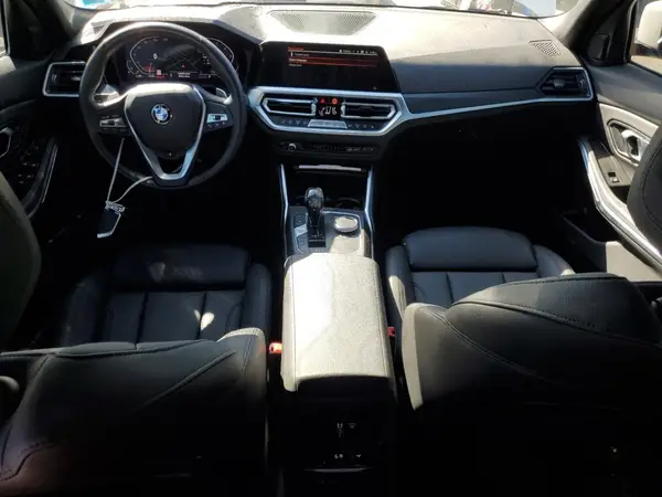3MW5R7J08L8B10174 2020 BMW 3ER - Image 8