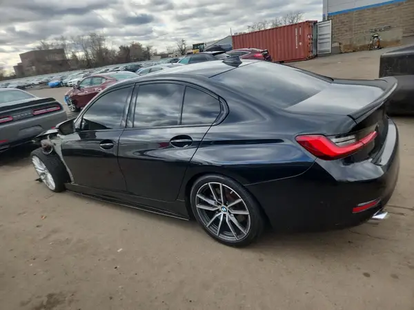 3MW5R7J08L8B14242 2020 BMW 3ER - Image 2