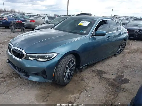 3MW5R7J08L8B23457 2020 BMW 3ER - Image 2