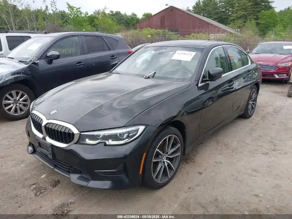 3MW5R7J08L8B23944 2020 BMW 3ER - Image 2