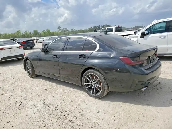 3MW5R7J08L8B24611 2020 BMW 3ER - Image 2