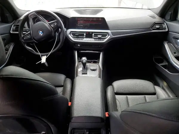 3MW5R7J08L8B24611 2020 BMW 3ER - Image 8