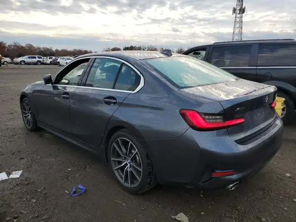 3MW5R7J08L8B30652 2020 BMW 3ER - Image 2