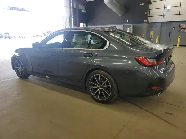 3MW5R7J08M8B49316 2021 BMW 3ER - Image 2