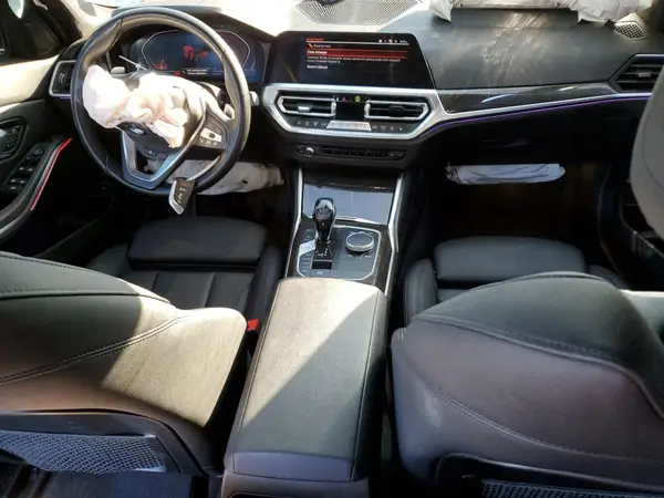 3MW5R7J08M8B60803 2021 BMW 3ER - Image 8