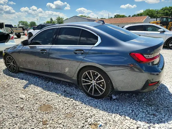 3MW5R7J08M8B81179 2021 BMW 3ER - Image 2