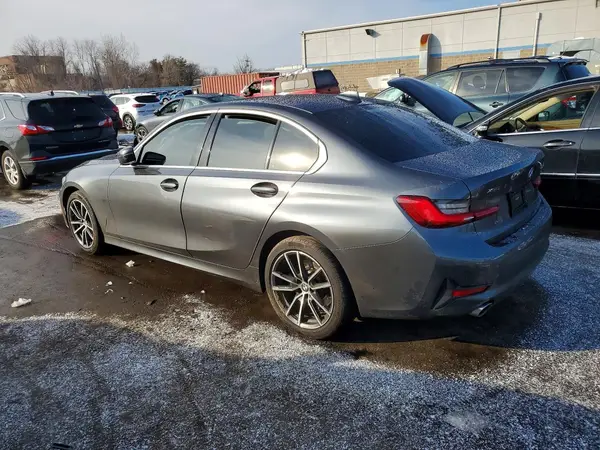 3MW5R7J08M8B85233 2021 BMW 3ER - Image 2
