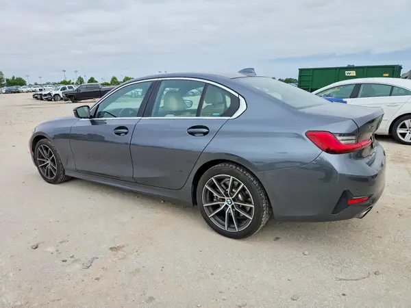 3MW5R7J09L8B09471 2020 BMW 3ER - Image 2