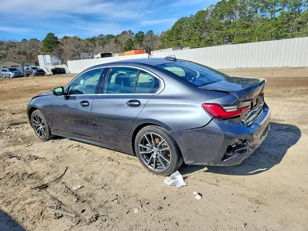 3MW5R7J09L8B21653 2020 BMW 3ER - Image 2