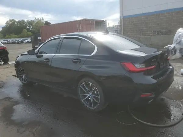 3MW5R7J50K8A05297 2019 BMW 3ER - Image 2