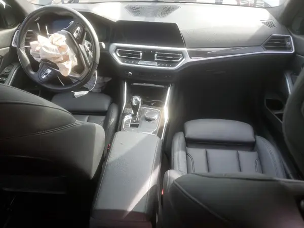3MW5R7J50K8A05297 2019 BMW 3ER - Image 8