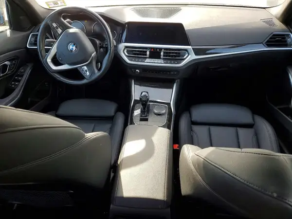 3MW5R7J50K8B00779 2019 BMW 3ER - Image 8