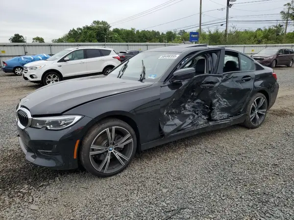 3MW5R7J52K8A04913 2019 BMW 3ER - Image 1