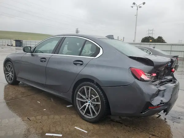 3MW5R7J52K8B01531 2019 BMW 3ER - Image 2