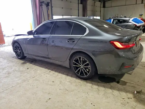 3MW5R7J53K8A05312 2019 BMW 3ER - Image 2