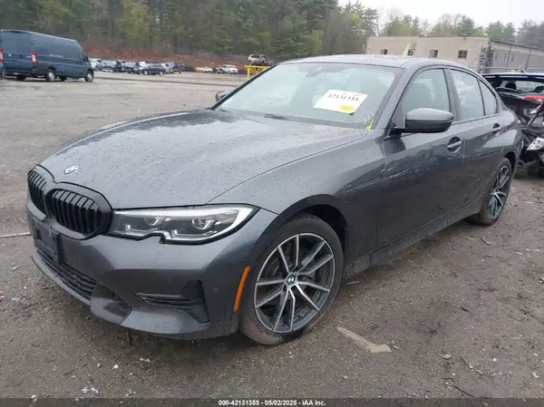 3MW5R7J54K8A05383 2019 BMW 3ER - Image 2