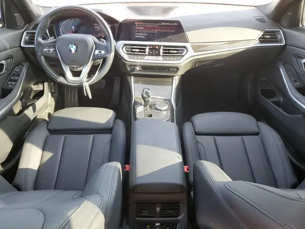 3MW5R7J54K8B03216 2019 BMW 3ER - Image 8