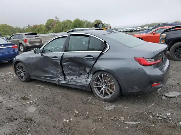 3MW5R7J57K8B00407 2019 BMW 3ER - Image 2