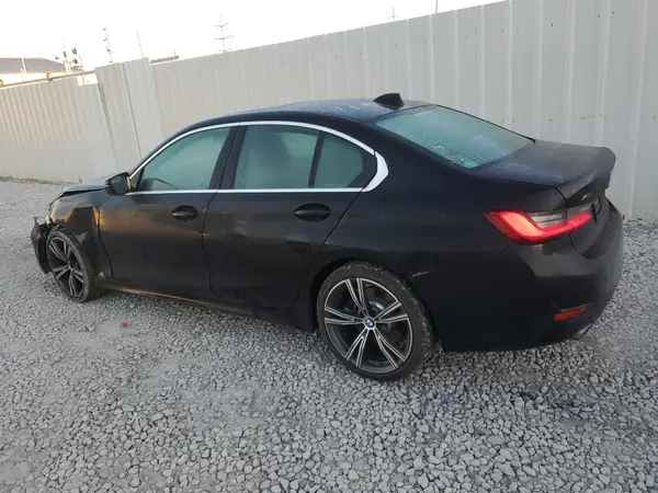3MW5R7J59K8A05072 2019 BMW 3ER - Image 2