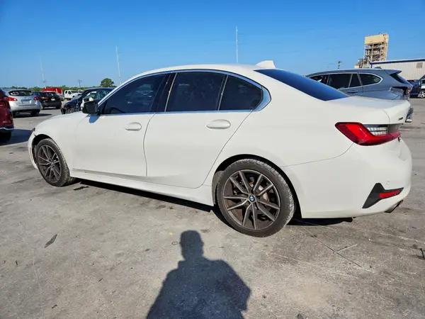3MW5R7J59K8B00733 2019 BMW 3ER - Image 2