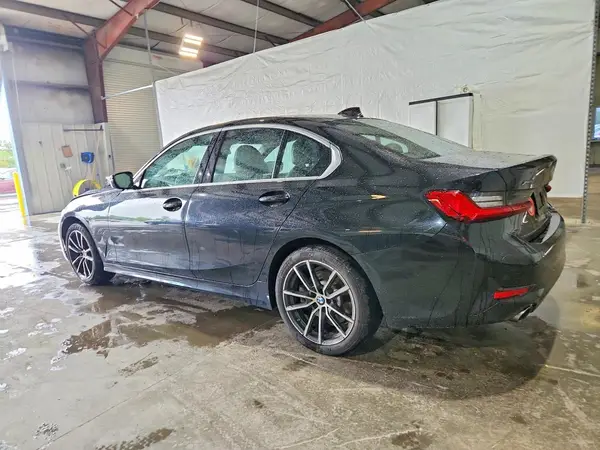 3MW5R7J59K8B02112 2019 BMW 3ER - Image 2