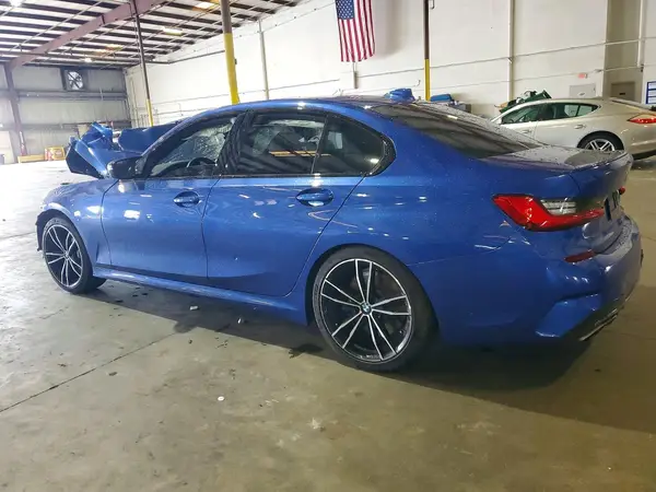 3MW5U7J03L8B45817 2020 BMW M3 - Image 2