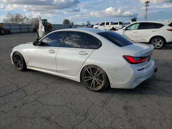 3MW5U7J04L8B25205 2020 BMW 3ER - Image 2