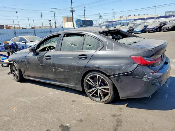 3MW5U7J04M8B65835 2021 BMW M3 - Image 2