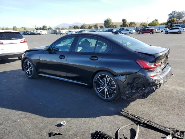 3MW5U7J05M8B56397 2021 BMW M3 - Image 2