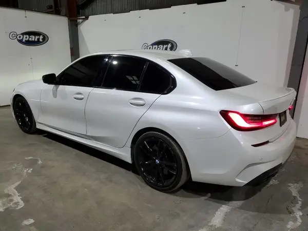3MW5U7J06N8C30184 2022 BMW M3 - Image 2
