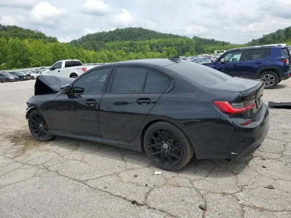 3MW5U9J03M8B55857 2021 BMW M3 - Image 2