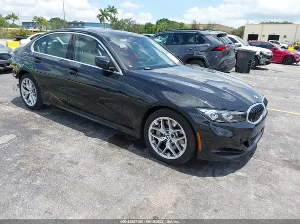 3MW69CW00S8F33027 2025 BMW 3ER - Image 1