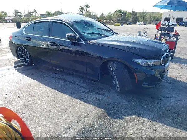 3MW69CW02S8F24281 2025 BMW 3ER - Image 1
