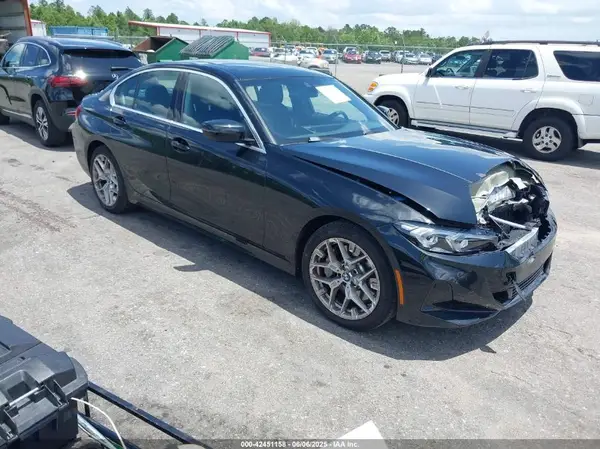 3MW69CW02S8F33269 2025 BMW 3ER - Image 1