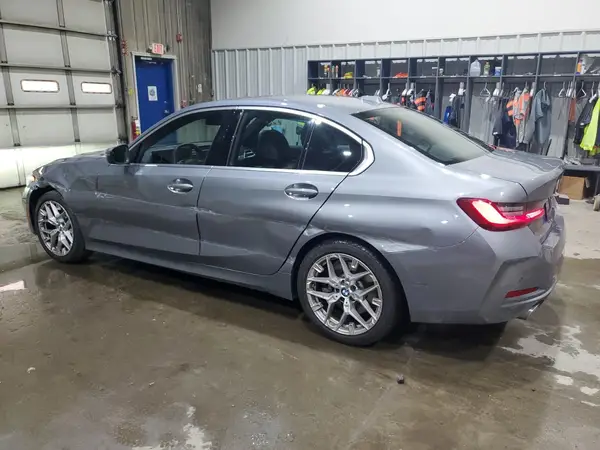 3MW69CW09S8F11298 2025 BMW 3ER - Image 2