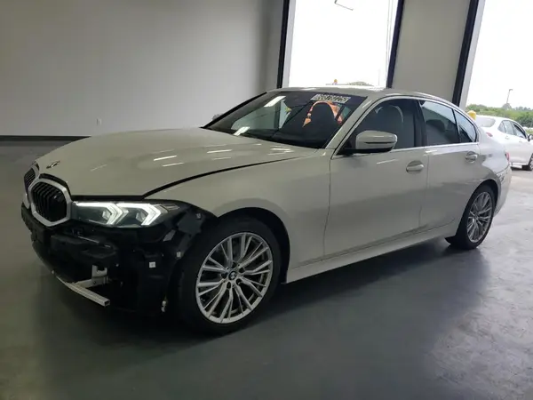 3MW69FF00R8E38818 2024 BMW 3ER - Image 1