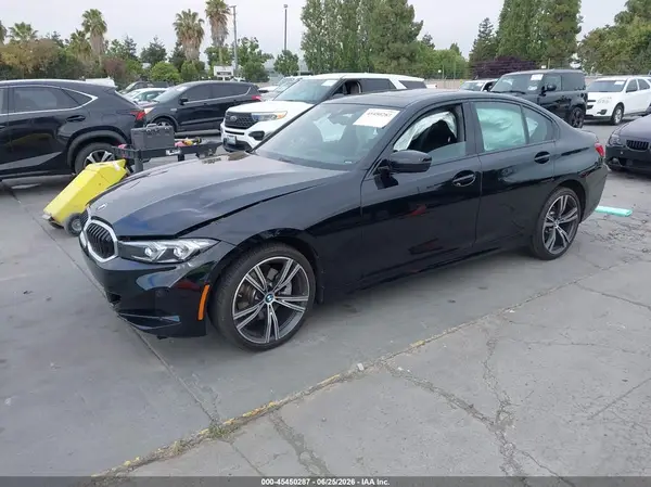 3MW69FF01P8D63494 2023 BMW 3ER - Image 2