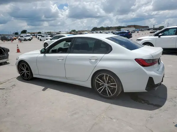 3MW69FF02P8C80382 2023 BMW 3ER - Image 2