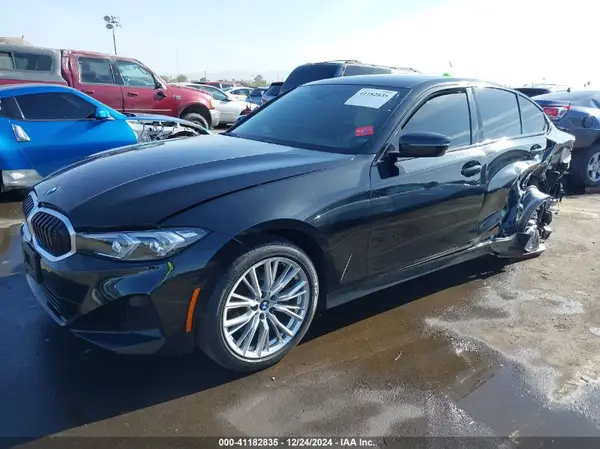 3MW69FF02P8D14899 2023 BMW 3ER - Image 2