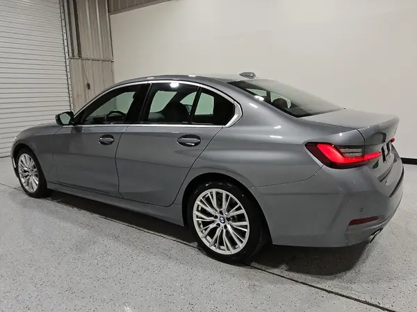 3MW69FF03R8E05831 2024 BMW 3ER - Image 2