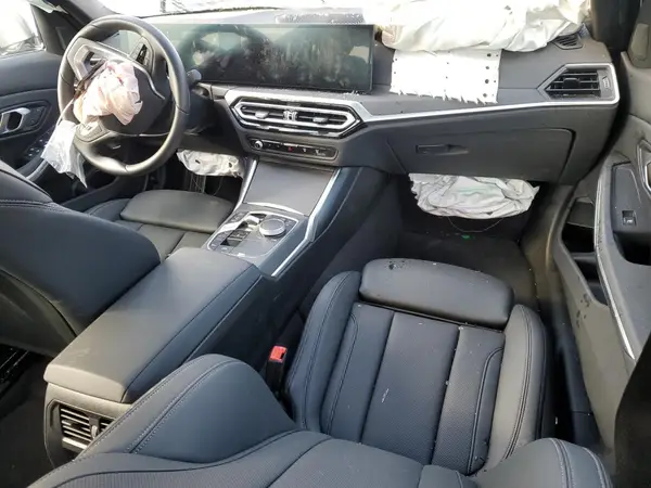 3MW69FF03R8E77127 2024 BMW 3ER - Image 8
