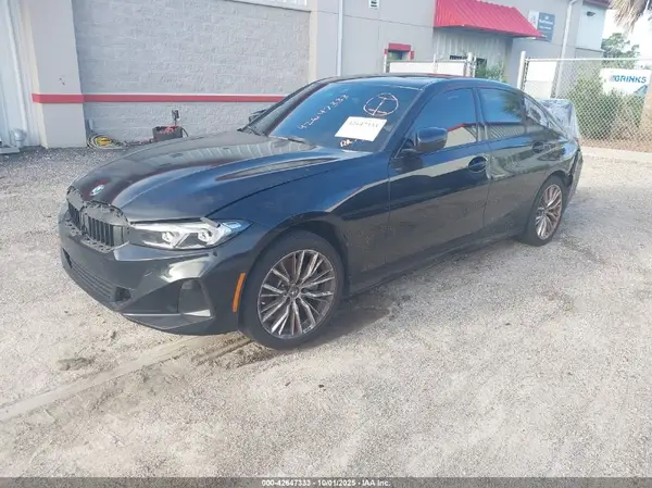 3MW69FF06P8C93555 2023 BMW 3ER - Image 2