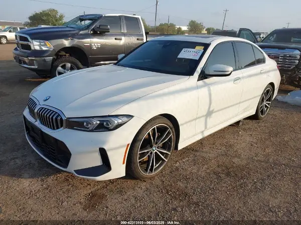 3MW69FF06R8E28472 2024 BMW 3ER - Image 2
