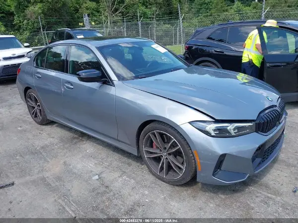 3MW69FF07P8C98327 2023 BMW 3ER - Image 1