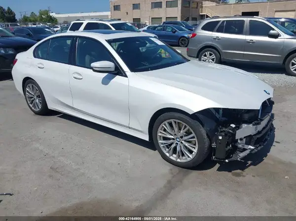 3MW69FF07P8D18303 2023 BMW 3ER - Image 1